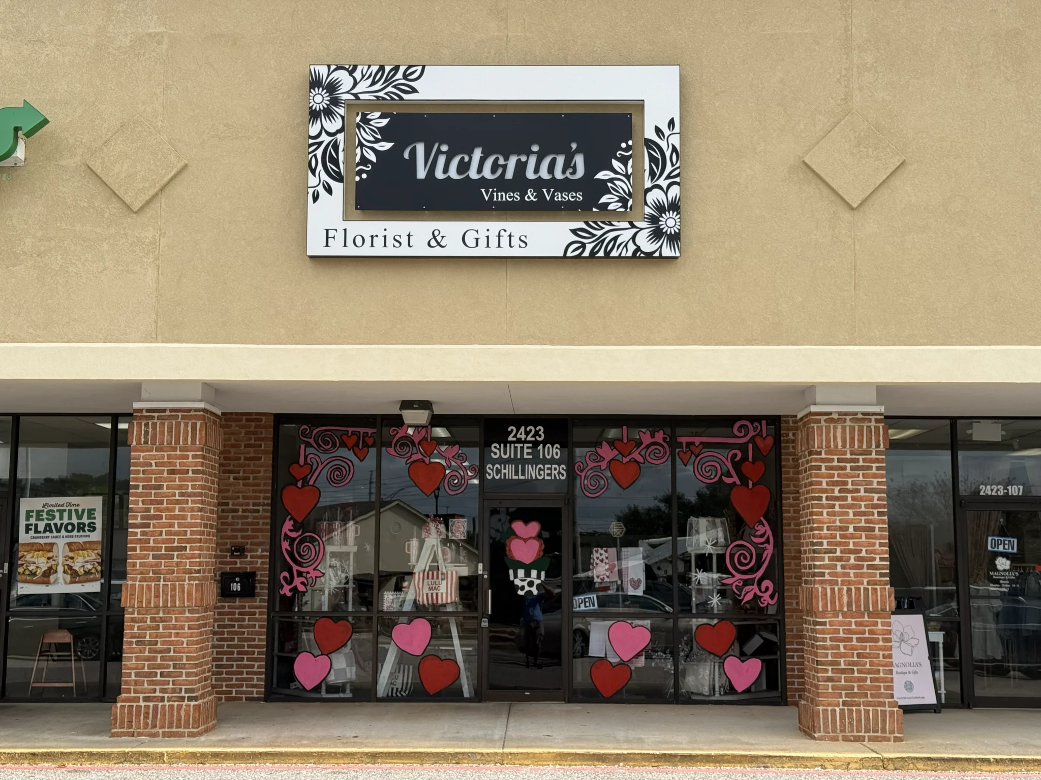 Sparks Sign Company | Victorias Vines and vases exterior signs