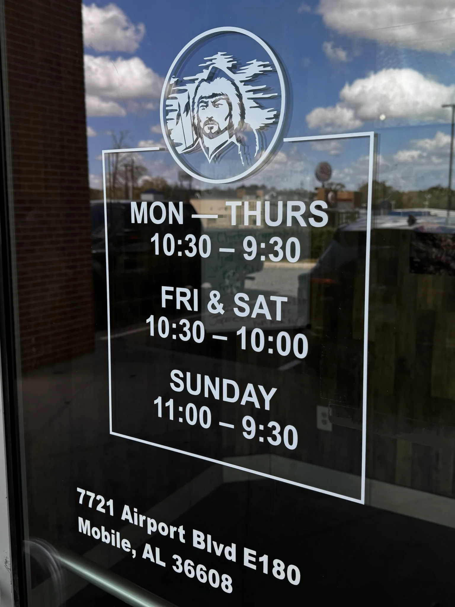 Sparks Sign Company | Yummi Yacki window decal